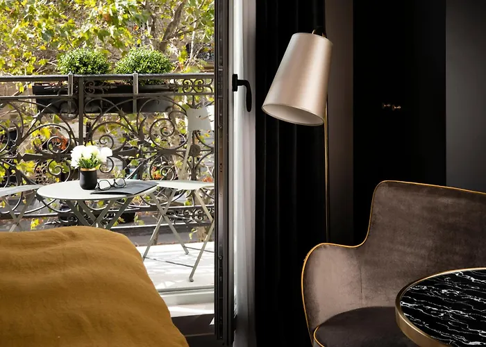 Rayz Eiffel Aparthotel Paris